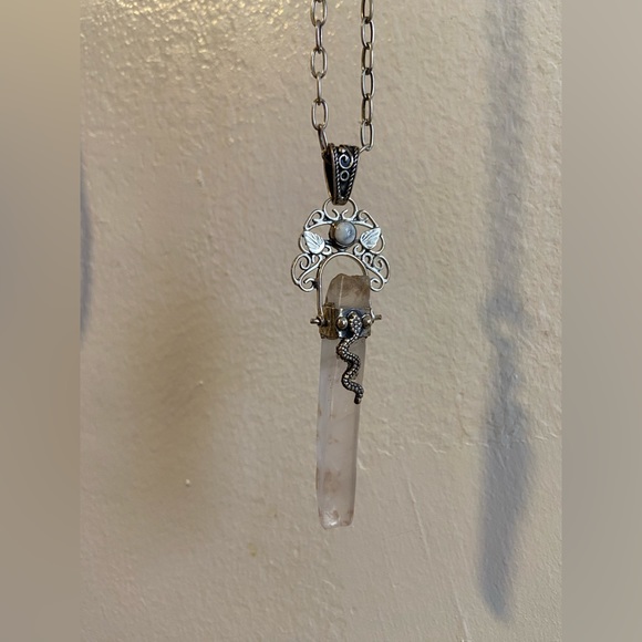 Accessories - Vintage rose quartz pendant